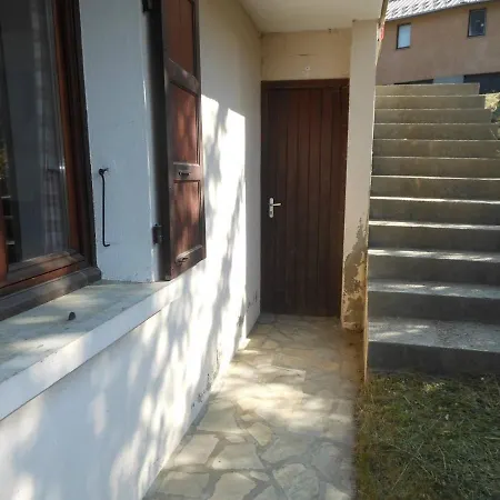 Spacieux 8 Pers. Avec Cheminee Et Tv A Serre-chevalier, Chantemerle - Fr-1-330e-19 *